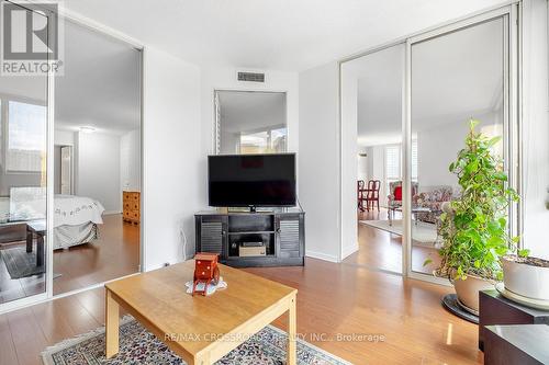 1203 - 10 Kenneth Avenue, Toronto (Willowdale East), ON - Indoor Photo Showing Living Room