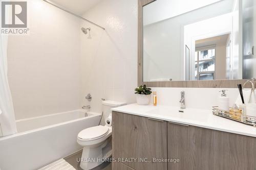 262 - 25 Adra Grado Way, Toronto (Bayview Village), ON - Indoor Photo Showing Bathroom