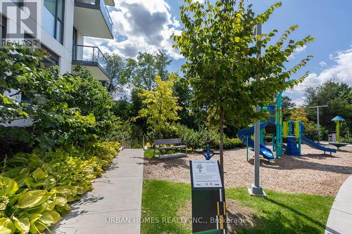 262 - 25 Adra Grado Way, Toronto (Bayview Village), ON - Outdoor