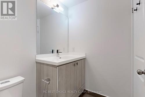 411 - 105 George Street, Toronto (Moss Park), ON - Indoor Photo Showing Bathroom