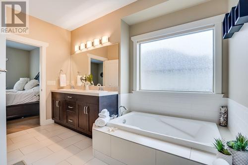 1686 Begley Road, Kelowna, BC - Indoor Photo Showing Bathroom