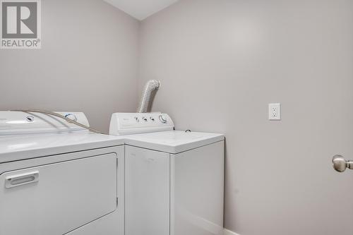 1686 Begley Road, Kelowna, BC - Indoor Photo Showing Laundry Room