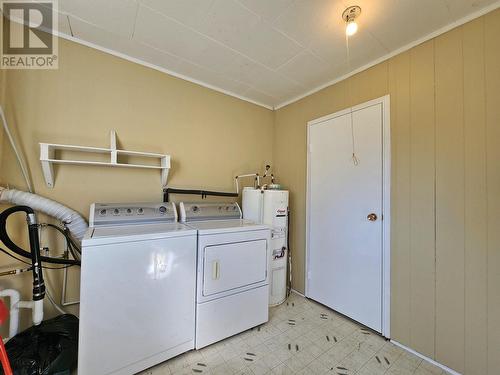 742 Kinchant Street, Quesnel, BC - Indoor Photo Showing Laundry Room