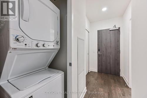 219 - 25 Richmond Street, Toronto, ON - Indoor Photo Showing Laundry Room