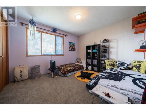 4242 De Roo Road, Vernon, BC - Indoor Photo Showing Bedroom