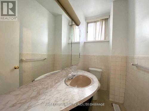 75 Stormont Avenue, Toronto (Bedford Park-Nortown), ON - Indoor Photo Showing Bathroom