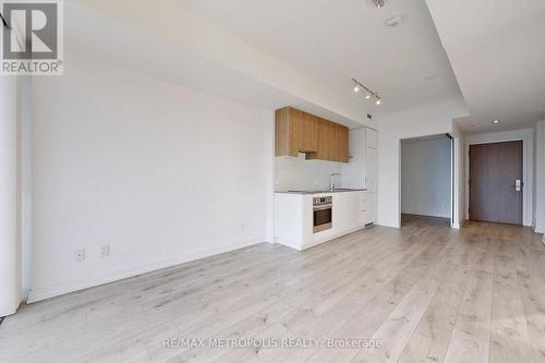 3710 - 161 Roehampton Avenue, Toronto (Mount Pleasant West), ON - Indoor Photo Showing Kitchen