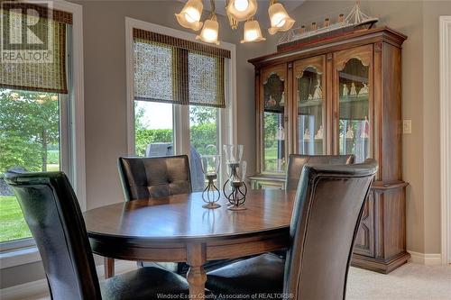 29 Golfview Drive, Kingsville, ON - Indoor Photo Showing Dining Room