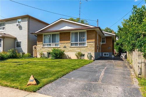 5347 Elm Street, Niagara Falls, ON - Outdoor With Facade