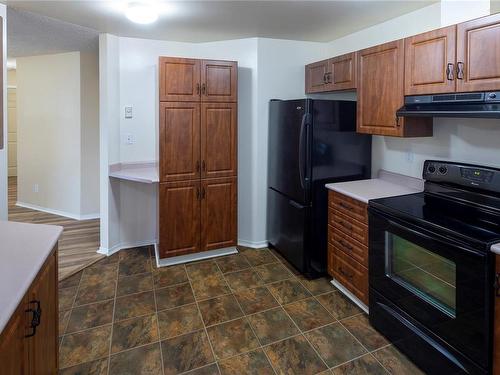 212-3008 Washington Ave, Victoria, BC - Indoor Photo Showing Kitchen