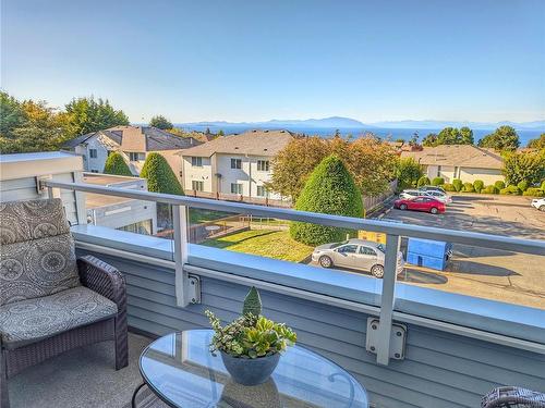 205B-6231 Blueback Rd, Nanaimo, BC - Outdoor