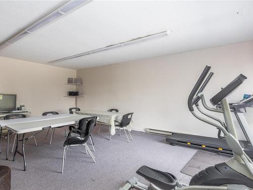 205B-6231 Blueback Rd, Nanaimo, BC - Indoor Photo Showing Gym Room