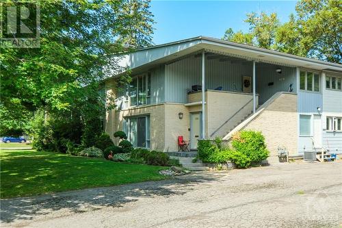 628 Thessaly Circle, Ottawa, ON - Outdoor