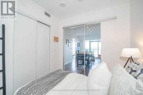 523 - 2301 Danforth Avenue, Toronto (East End-Danforth), ON - Indoor Photo Showing Bedroom