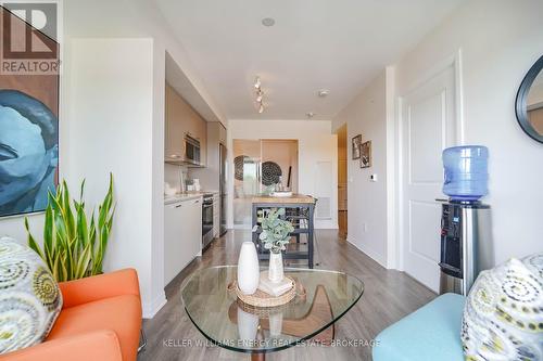 523 - 2301 Danforth Avenue, Toronto (East End-Danforth), ON - Indoor Photo Showing Dining Room