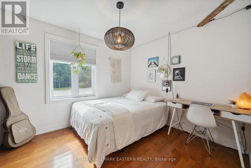 1719 River Road, Otonabee-South Monaghan, ON - Indoor Photo Showing Bedroom