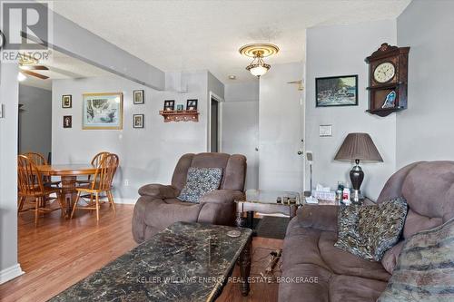 131 - 1100 Oxford Street, Oshawa (Lakeview), ON - Indoor Photo Showing Living Room