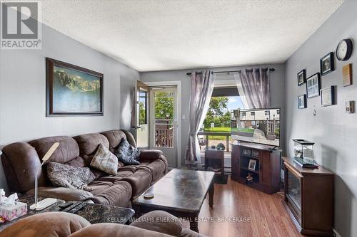 131 - 1100 Oxford Street, Oshawa (Lakeview), ON - Indoor Photo Showing Living Room