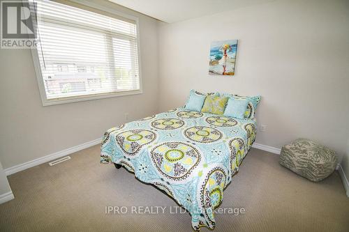 1353 Michael Circle N, London, ON - Indoor Photo Showing Bedroom