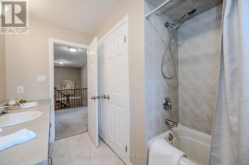 37 Moonbeam Drive, Hamilton (Kernighan), ON - Indoor Photo Showing Bathroom