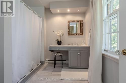 2142 Side Road 1, Burlington, ON - Indoor Photo Showing Bathroom