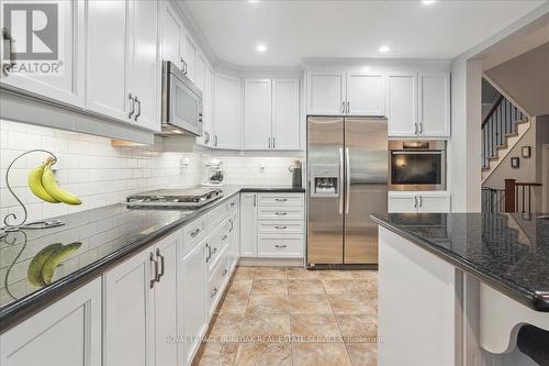 16 - 218 Plains Road E, Burlington (Lasalle), ON - Indoor Photo Showing Kitchen With Upgraded Kitchen