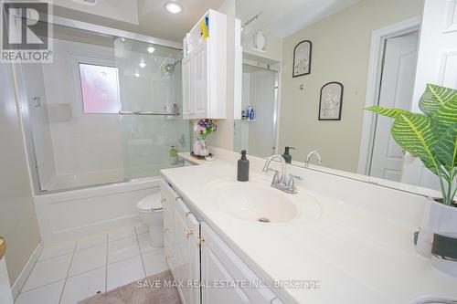 58 Blackthorn Lane, Brampton (Brampton North), ON - Indoor Photo Showing Bathroom