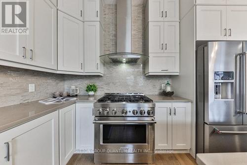 104 Bowbeer Road, Oakville, ON - Indoor Photo Showing Kitchen With Stainless Steel Kitchen With Upgraded Kitchen