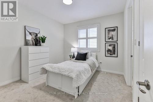 104 Bowbeer Road, Oakville, ON - Indoor Photo Showing Bedroom