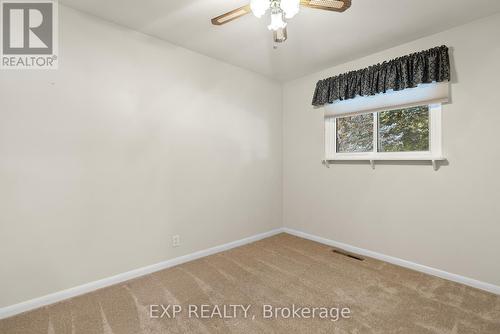 6326 Doreen Drive, Niagara Falls, ON - Indoor Photo Showing Other Room