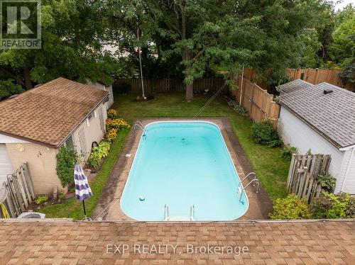 6326 Doreen Drive, Niagara Falls, ON - Outdoor With In Ground Pool With Backyard