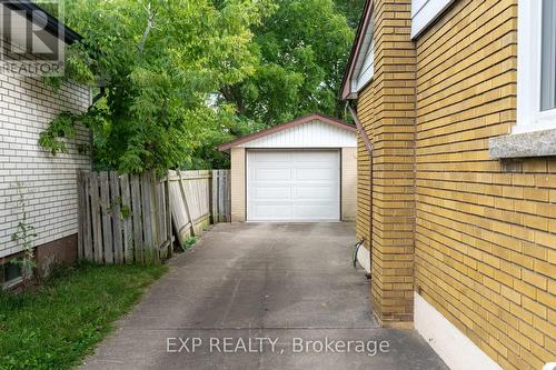 6326 Doreen Drive, Niagara Falls, ON - Outdoor With Exterior