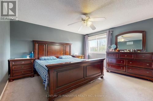 1910 Dalhousie Crescent, Oshawa, ON - Indoor Photo Showing Bedroom