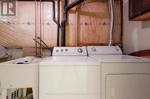 1910 Dalhousie Crescent, Oshawa (Samac), ON - Indoor Photo Showing Laundry Room