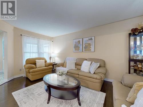 21 Bornholm Drive, Toronto (Rouge), ON - Indoor Photo Showing Living Room