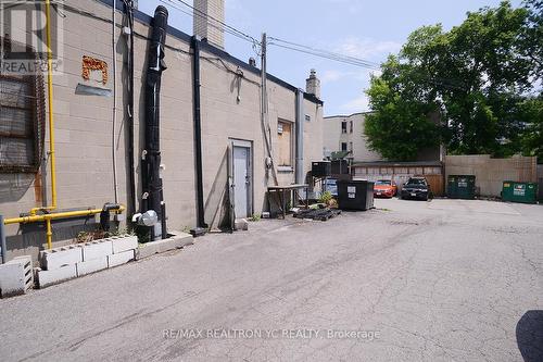 6048 Yonge Street, Toronto (Newtonbrook West), ON 