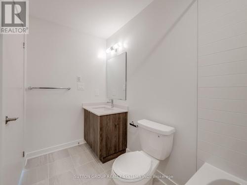 108 - 1440 Clarriage Court, Milton (Ford), ON - Indoor Photo Showing Bathroom