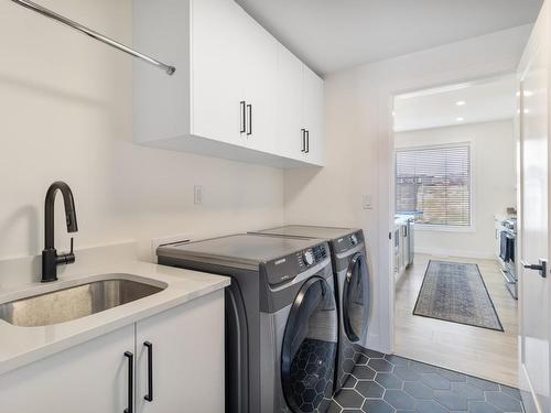 115 Ranchlands Court, Kamloops, BC - Indoor Photo Showing Laundry Room