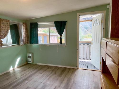 93-701 Trans Canada Hwy, Cache Creek, BC - Indoor Photo Showing Other Room