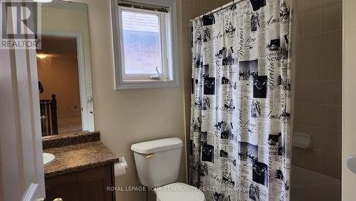 3 Prince Of Wales Drive, Markham (Victoria Square), ON - Indoor Photo Showing Bathroom