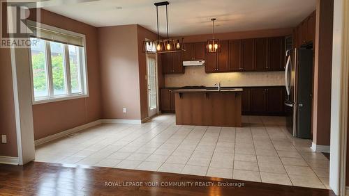 3 Prince Of Wales Drive, Markham (Victoria Square), ON - Indoor Photo Showing Kitchen