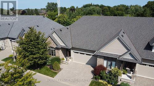 8 Cobblestone Drive, Niagara-On-The-Lake, ON - Outdoor