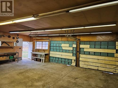 3441 River Road, Keremeos, BC - Indoor Photo Showing Garage