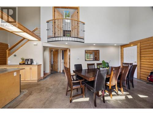 2943 Hopwood Road, Lee Creek, BC - Indoor Photo Showing Dining Room