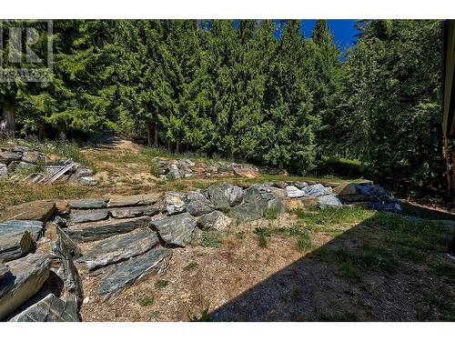 2943 Hopwood Road, Lee Creek, BC - Outdoor