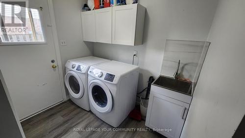 1331 Anton Square, Pickering (Liverpool), ON - Indoor Photo Showing Laundry Room