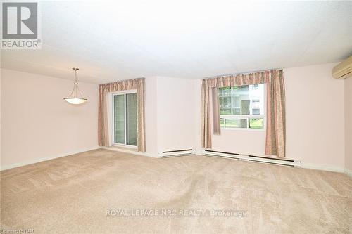 113 - 4658 Drummond Road, Niagara Falls, ON - Indoor Photo Showing Other Room