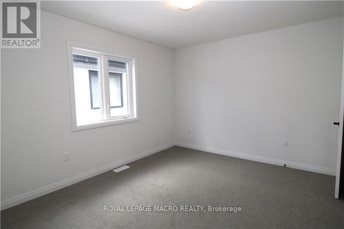 36 Holder Drive, Brantford, ON - Indoor Photo Showing Other Room