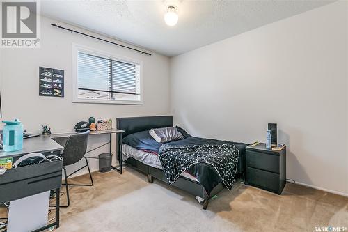 714 Worobetz Crescent N, Regina, SK - Indoor Photo Showing Bedroom