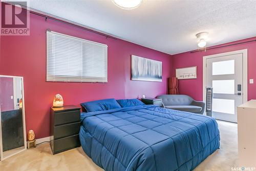 714 Worobetz Crescent N, Regina, SK - Indoor Photo Showing Bedroom